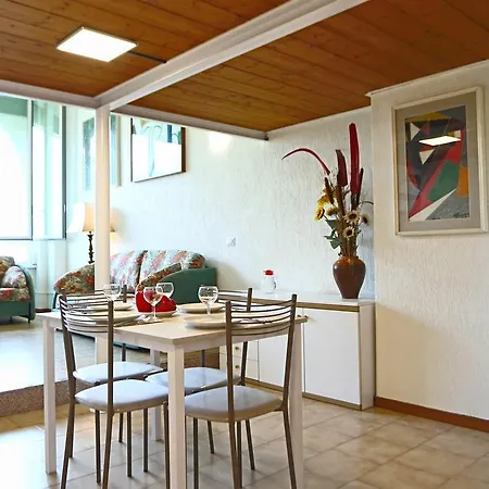 Kosmo Flexyrent Apartment Valmadrera