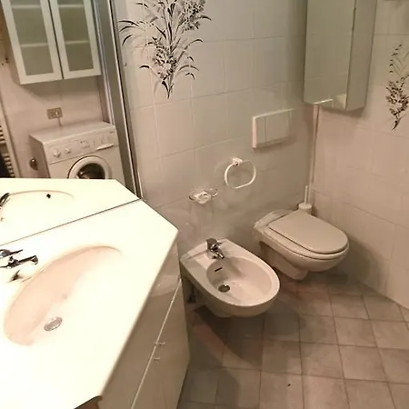 Kosmo Flexyrent Apartment *